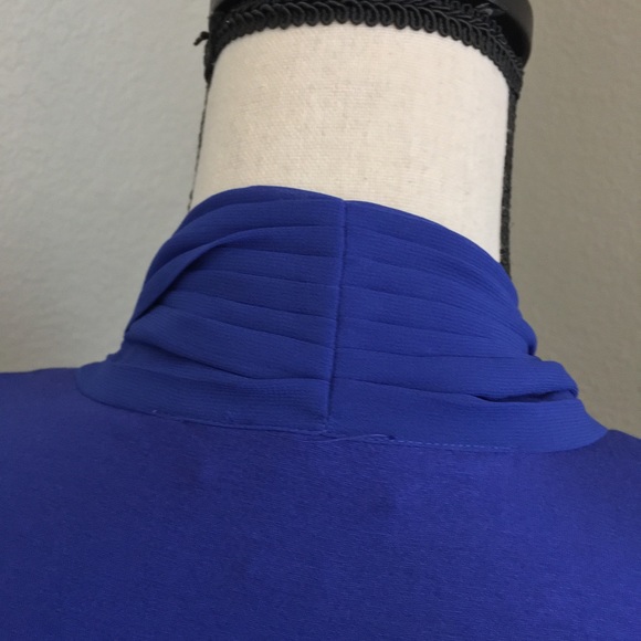 Vince Camuto Royal Blue Sleeveless Blouse - Picture 5 of 9